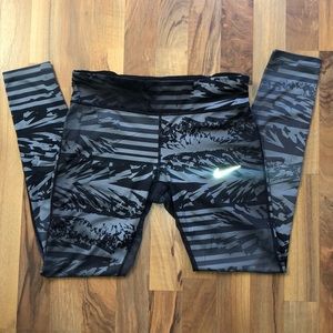Women’s Nike Aztec Pattern Leggings